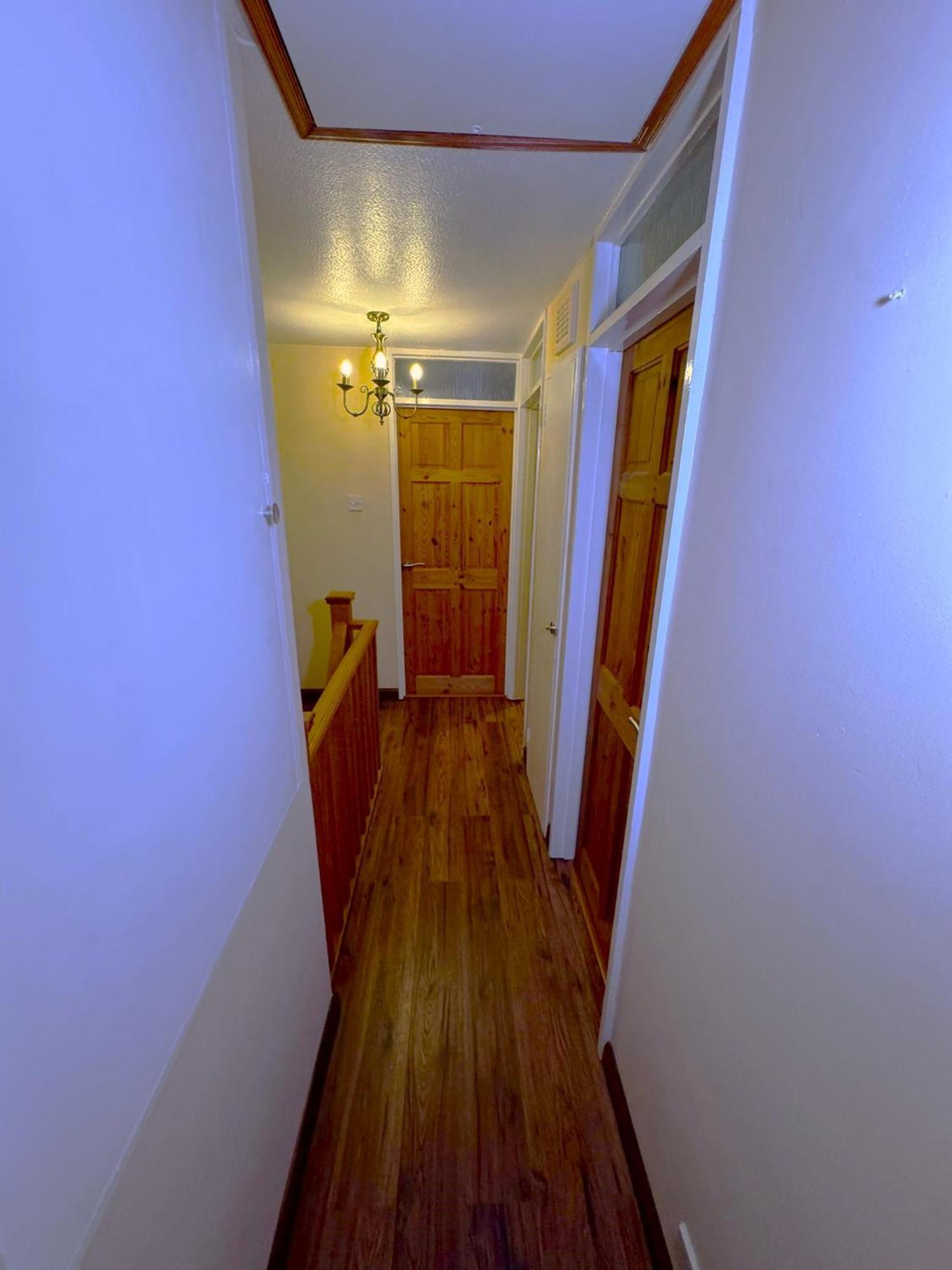 Dundridge - Morden Urban Living - Sleeps Up To 9 Guests & Private Parking For 2 Vehicles Apartament